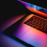 كيف تختار حاسوباً محمولاً مناسباً للعمل والدراسة؟